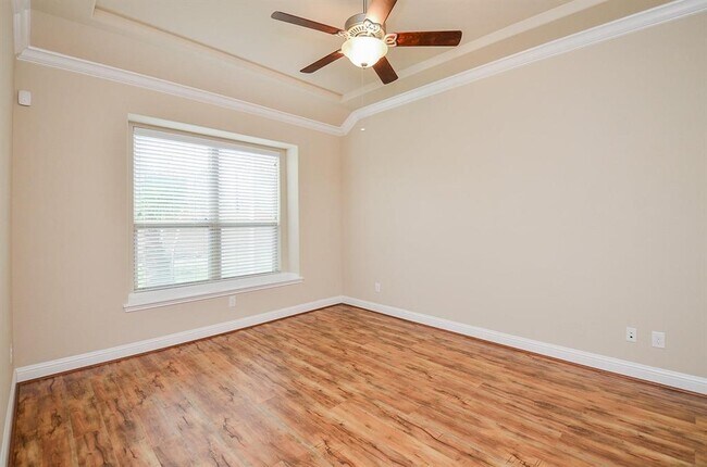 Building Photo - 27515 Huggins Crest Ct