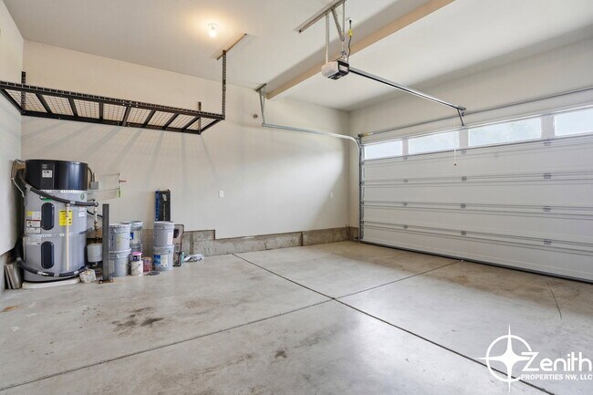 Building Photo - 8524 N 1st St