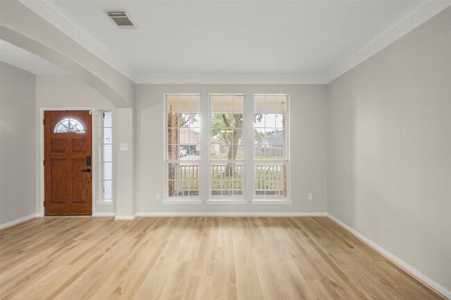 Building Photo - 9107 Huckinston Ct