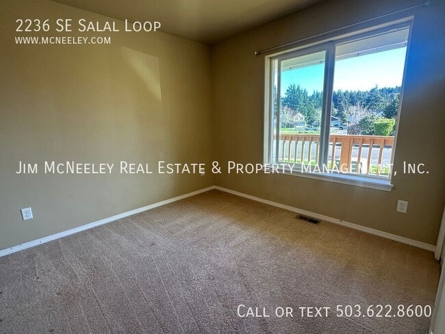 Building Photo - 2236 SE Salal Lp