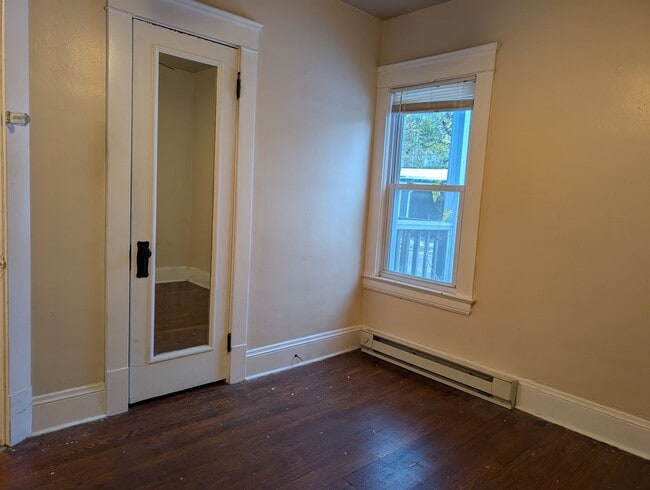 Building Photo - 3160 Meadowbrook Blvd