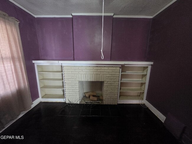 Building Photo - 3214 Douglas Ave