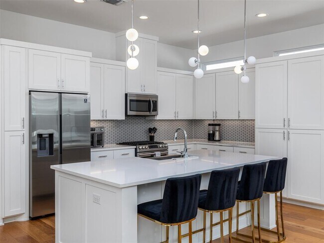 Building Photo - 6309 Keegans Dr