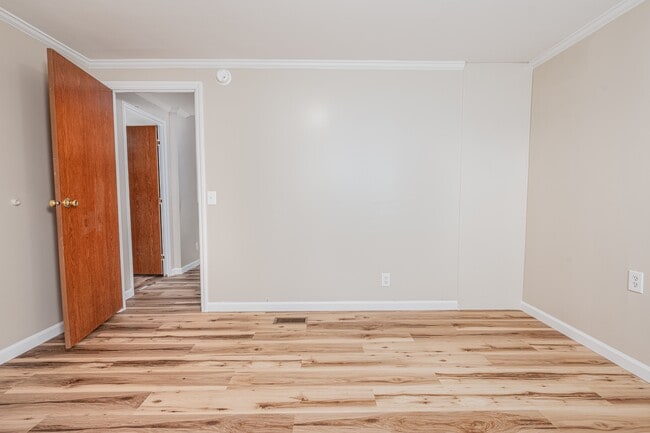 Building Photo - 4014 US-70
