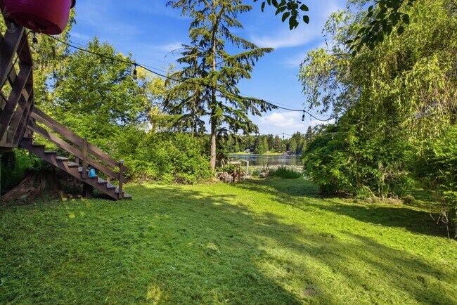 Building Photo - 27516 SE Green River Gorge Rd