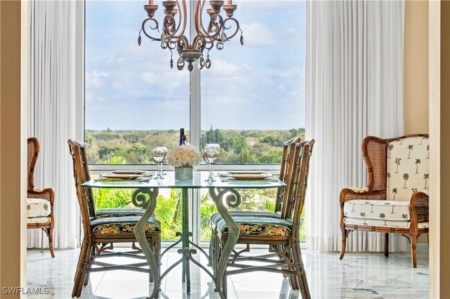 Building Photo - 7515 Pelican Bay Blvd