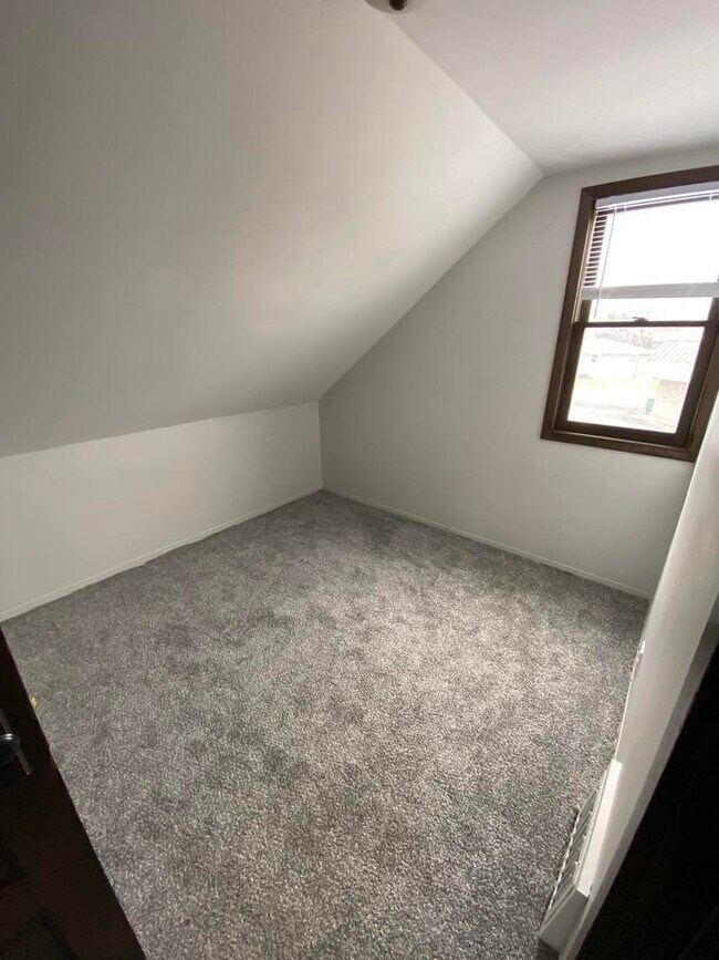 2319 Velp Ave 2319 Velp Ave Green Bay WI 54303 Apartment Finder