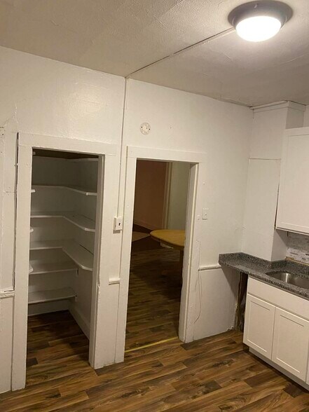 Building Photo - 312 Rutter Ave