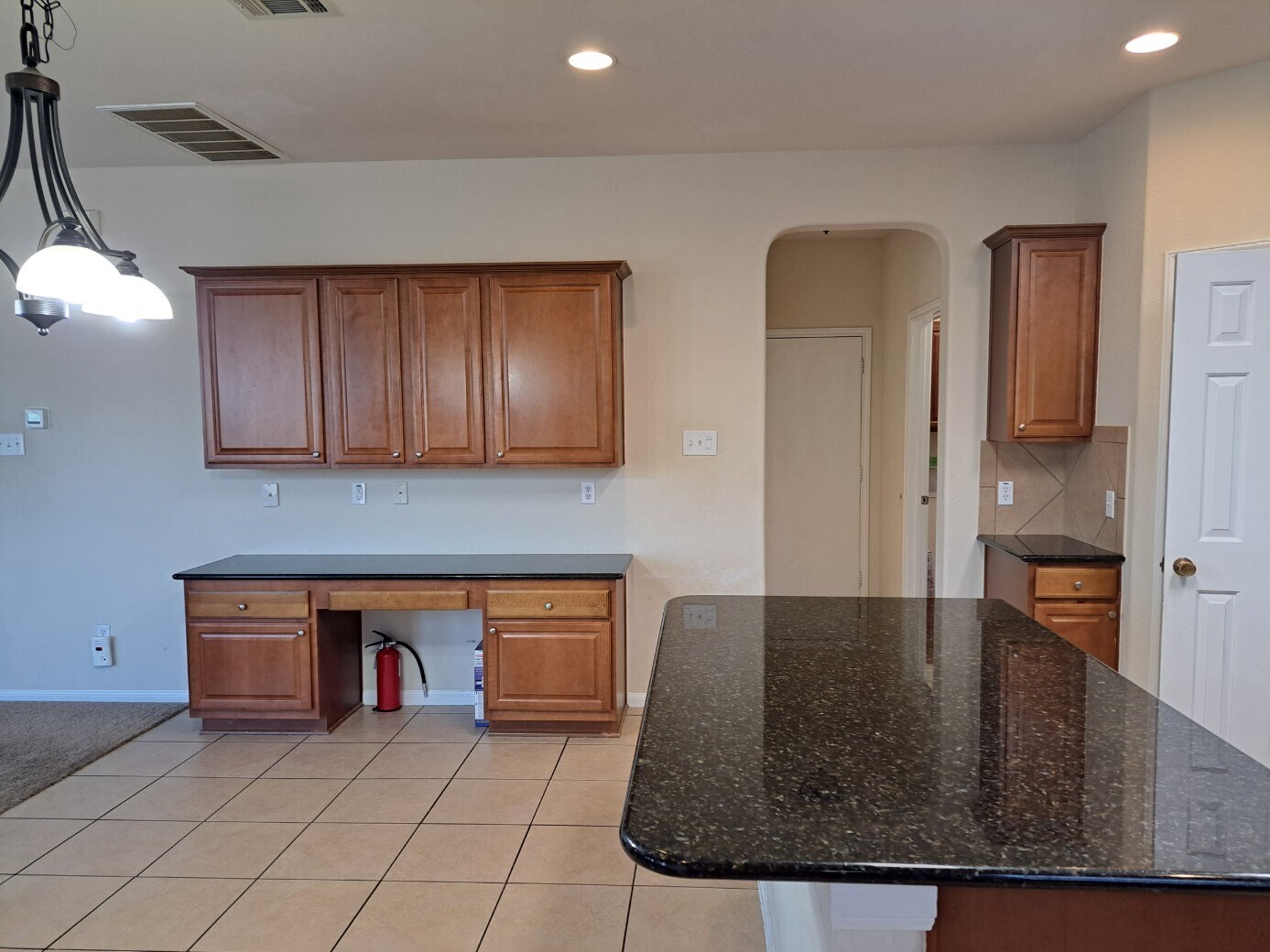 Building Photo - 829 Kachina Loop