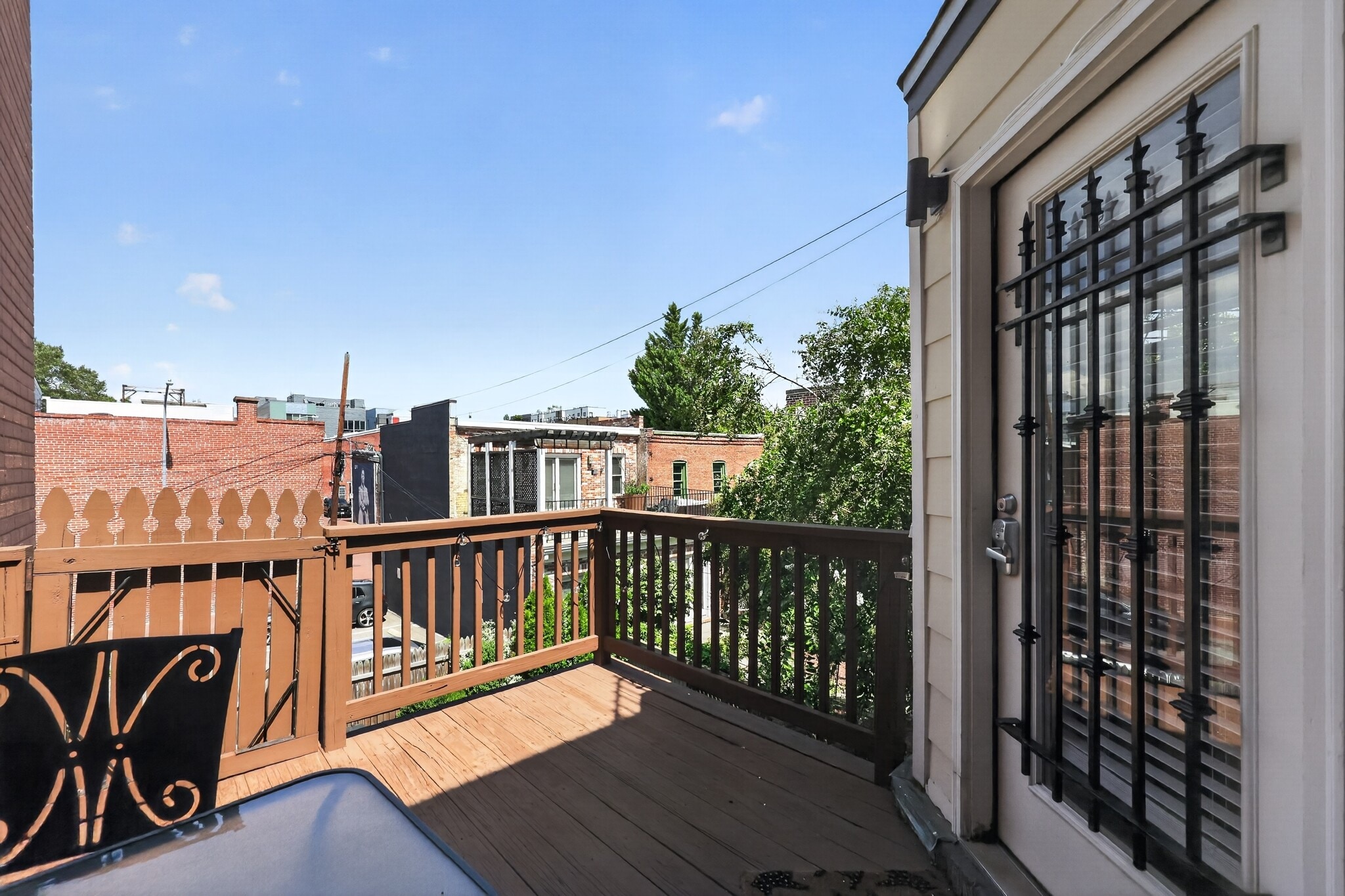 Building Photo - 933 M St NW