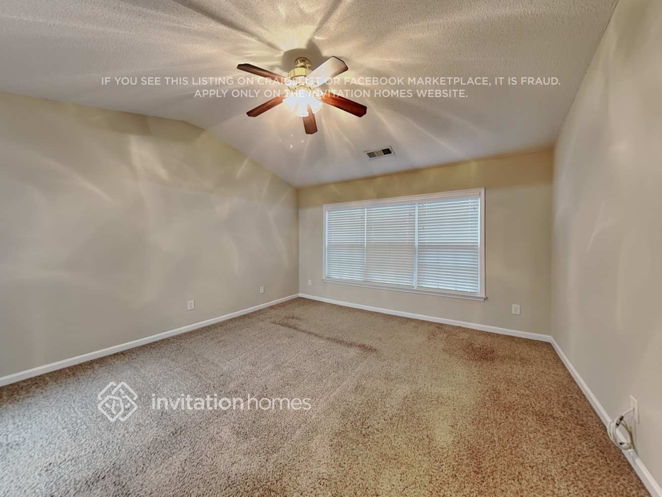 Building Photo - 172 Wallnut Hall Cir