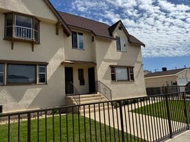 Building Photo - 9226 Elizabeth Ave