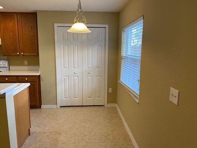 Building Photo - 5021 Ashford Falls Ln