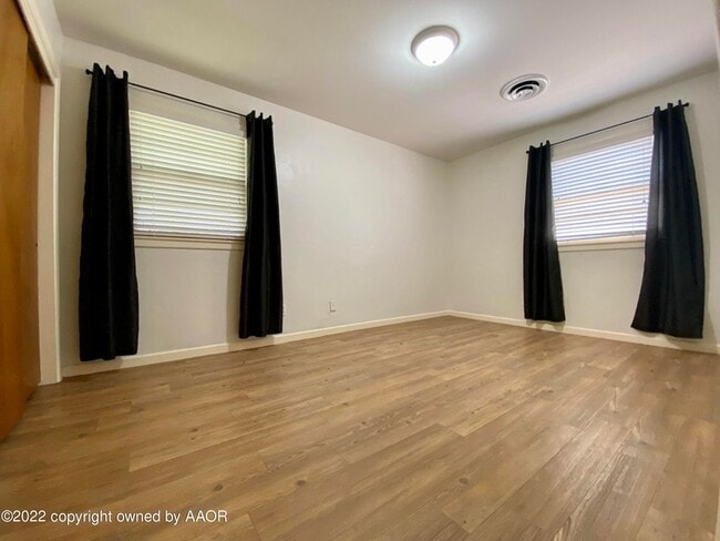 Building Photo - 4109 Tucson Dr