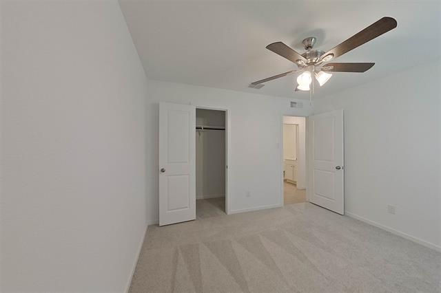 Building Photo - 843 Ponderosa Ln