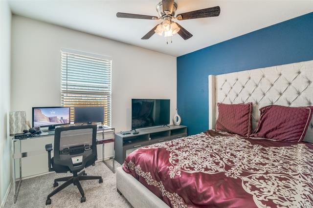 Building Photo - 4024 Golden Rod Dr