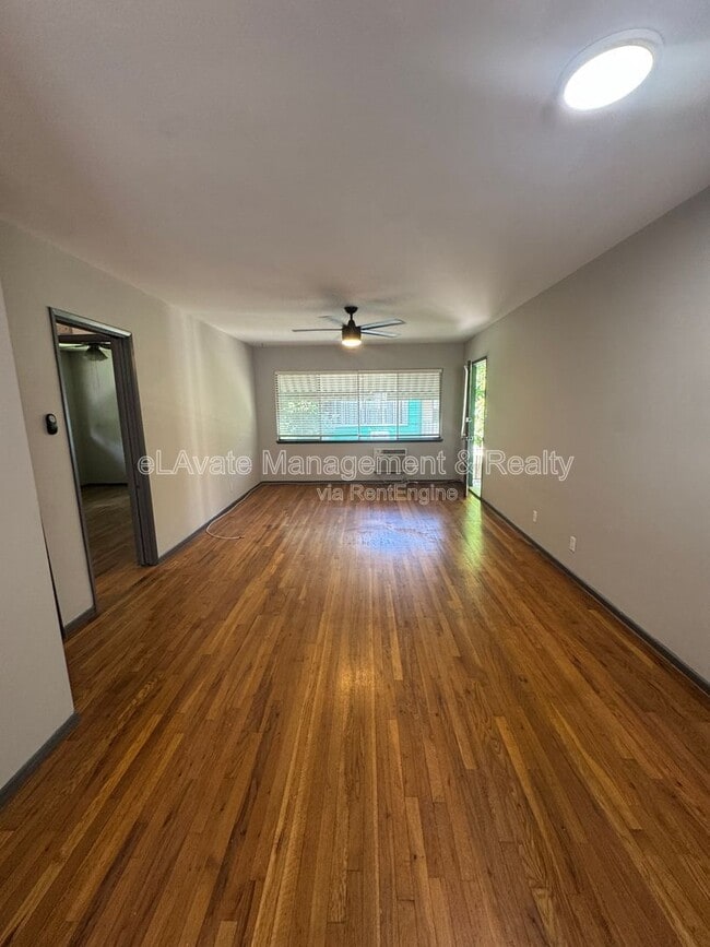 Building Photo - 12157 Chandler Blvd