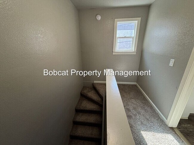 Building Photo - 2590 N Carson St