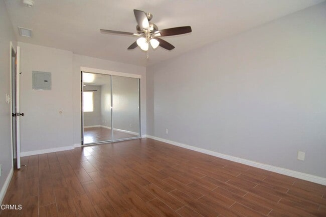 Building Photo - 654 Holmes Ave