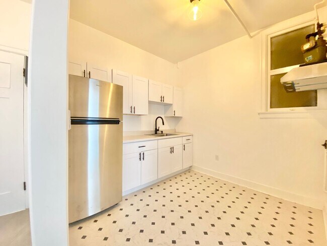 Interior Photo - Buena Vista