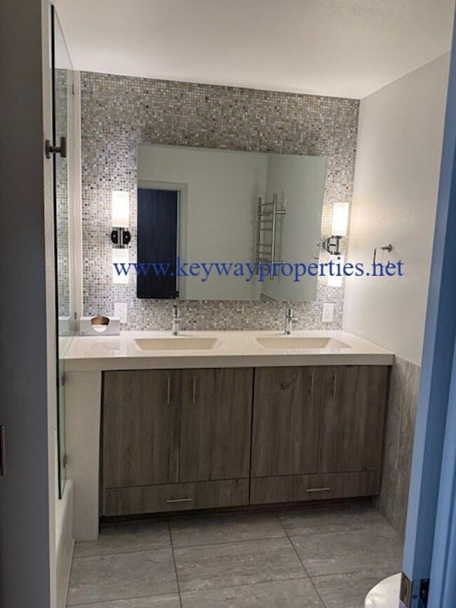 Building Photo - Welcome to Your New Home in NE Heights – Spacious, Stylish, and Full of Charm!