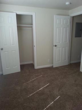 Building Photo - 435e18