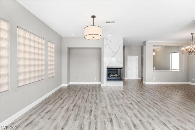 Building Photo - 9161 Tudor Park Pl