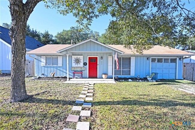 Building Photo - 553 Scenic Dr