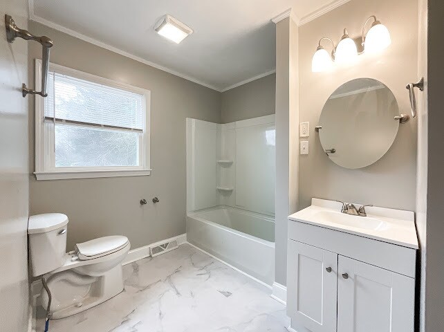Building Photo - 3201 Spring Valley Dr