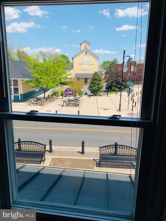 Building Photo - 201 N 23rd St