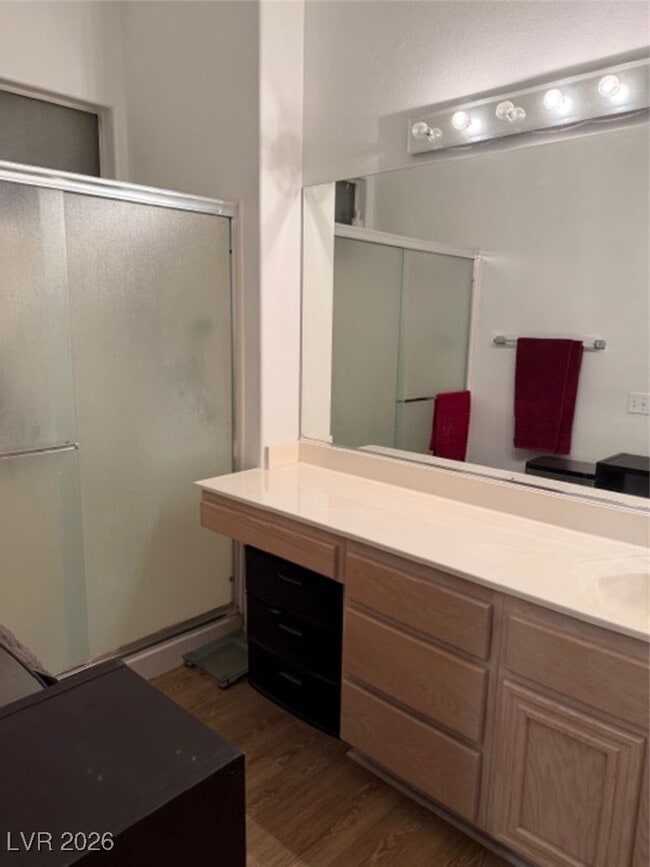 Building Photo - 10527 Mission Lakes Ave