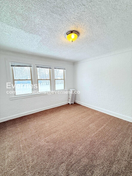 Building Photo - 13909 Hartwell St