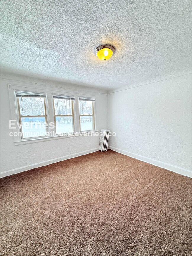 Building Photo - 13909 Hartwell St