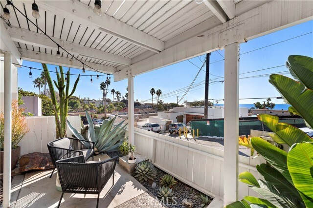 Building Photo - 668 Ramona Ave