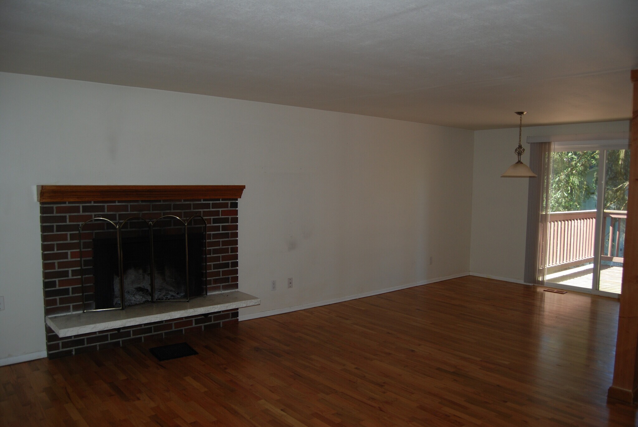 Building Photo - 13310 NE 74th St