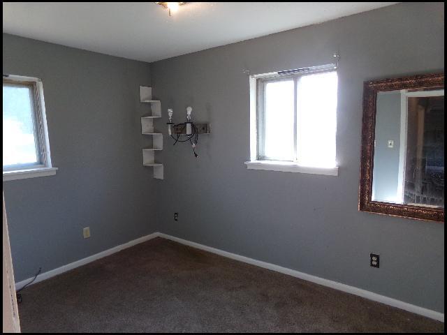 Building Photo - 1504 E 38th St