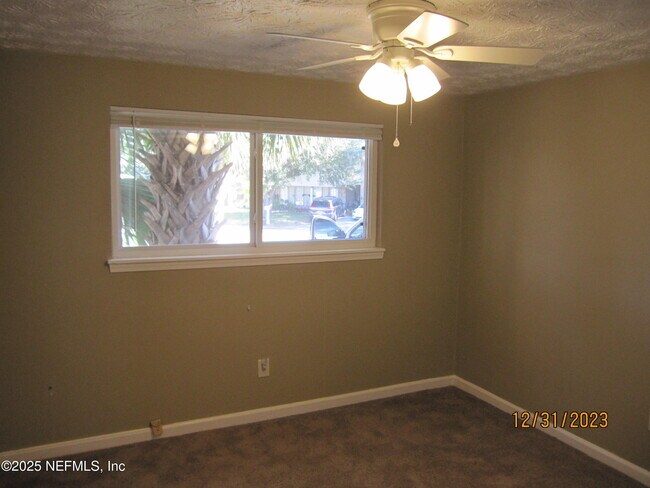 Building Photo - 1064 Kimberly Ct