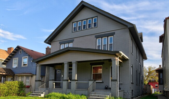 Primary Photo - 1515-1517 Hawthorne