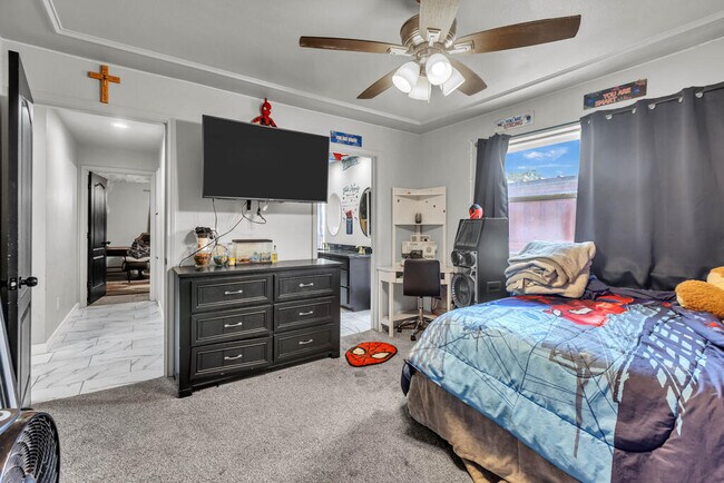 Building Photo - 6515 Amber Dr