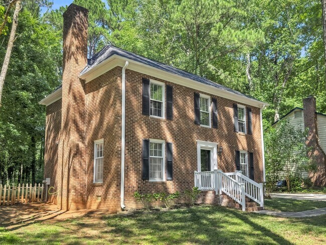 Building Photo - 312 Trappers Run Dr