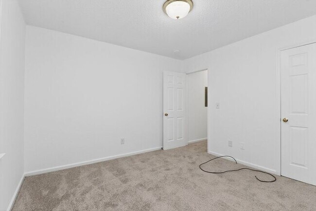 Building Photo - Well-Maintained 2BD/1BA Duplex in Concord, NC!