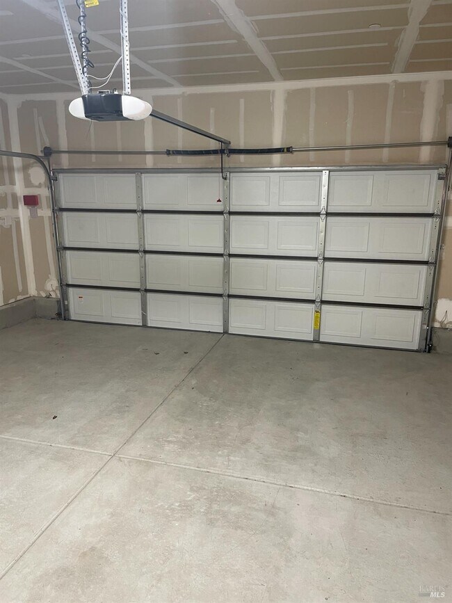 Building Photo - 5820 Kristina Pl