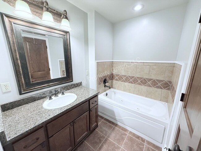 Building Photo - 3BR/3.2BA For Rent