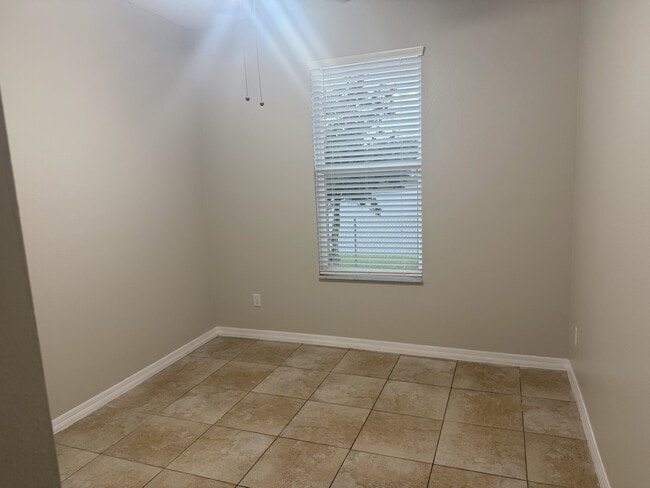 Building Photo - 9801 Kona Isle Ct