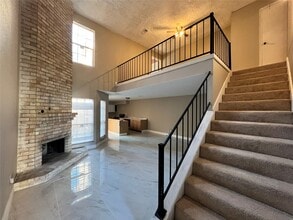 Building Photo - 12239 W Village Dr