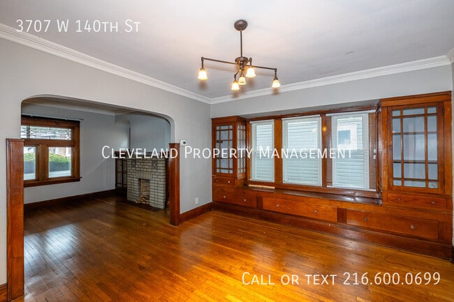 Building Photo - 3707 W 140th St