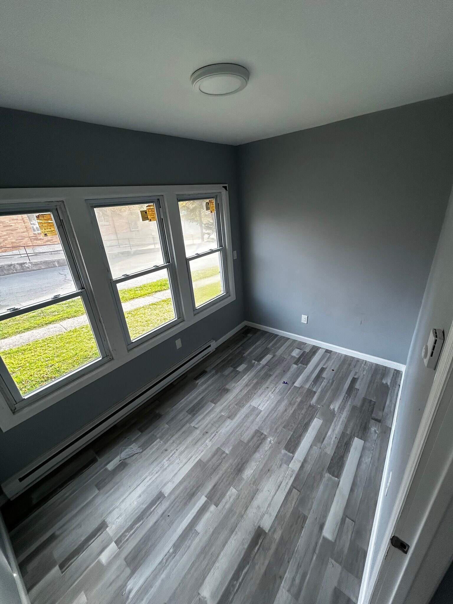 Building Photo - 19 Landfield Ave