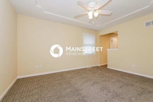Building Photo - 3 Bedroom Pet-Friendly Home in BLUE SPRINGS, MO with Main Street Renewal