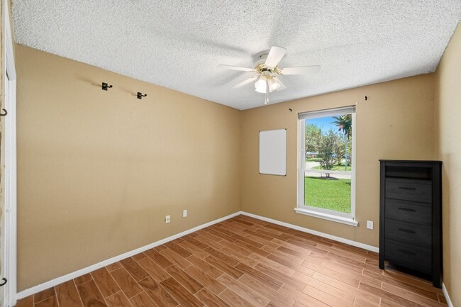 Building Photo - 17511 Favor Bend Ct