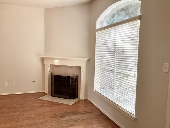 Building Photo - 67 Blackstar Pl